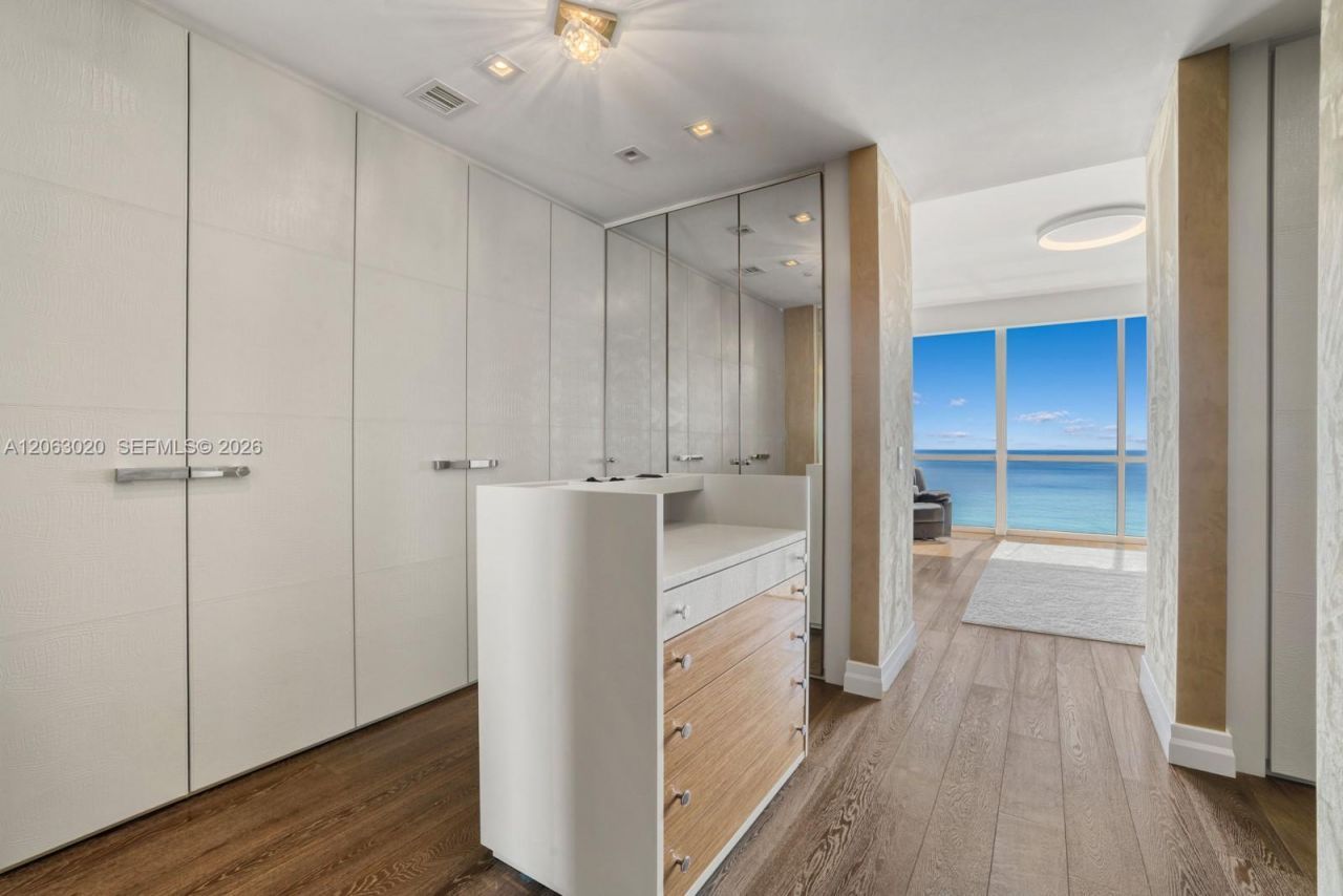 17749 Collins Ave , Unit 601, Sunny Isles Beach, FL 33160 Photo