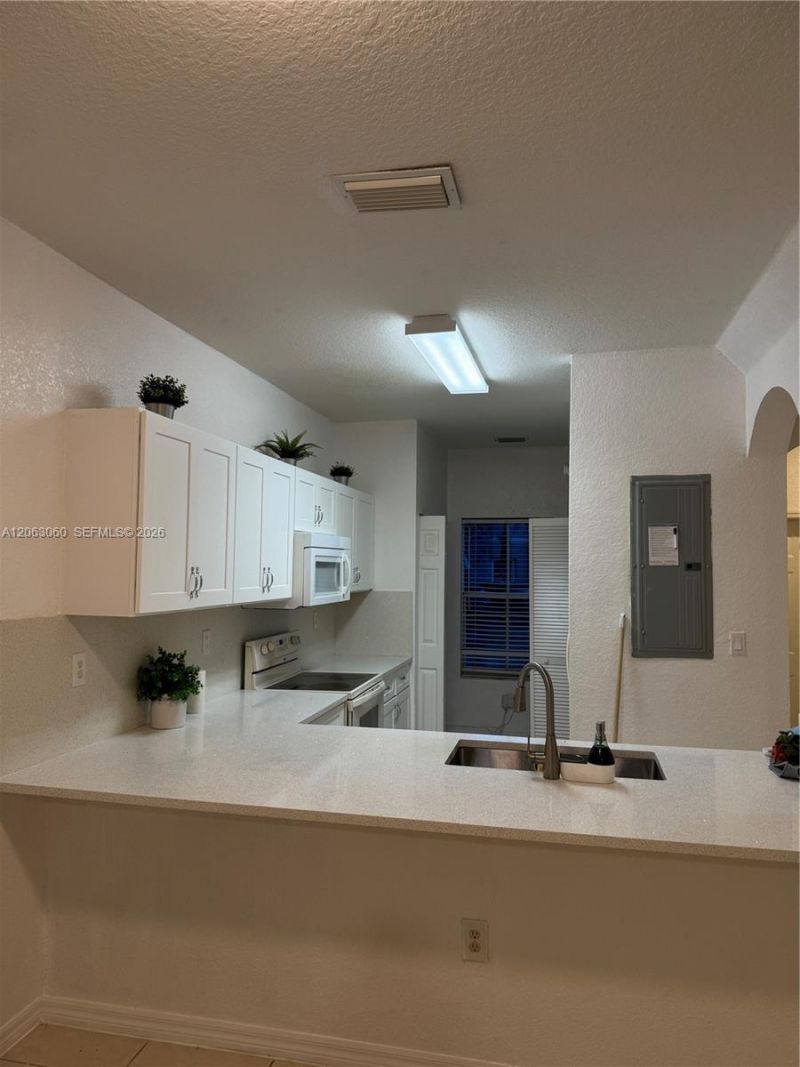 4917 SW 140th Ter, Unit 9, Miramar, FL 33027 Photo