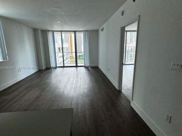 500 Brickell Ave , Unit 1207, Miami, FL 33131