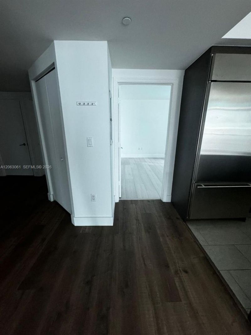 500 Brickell Ave , Unit 1207, Miami, FL 33131 Photo