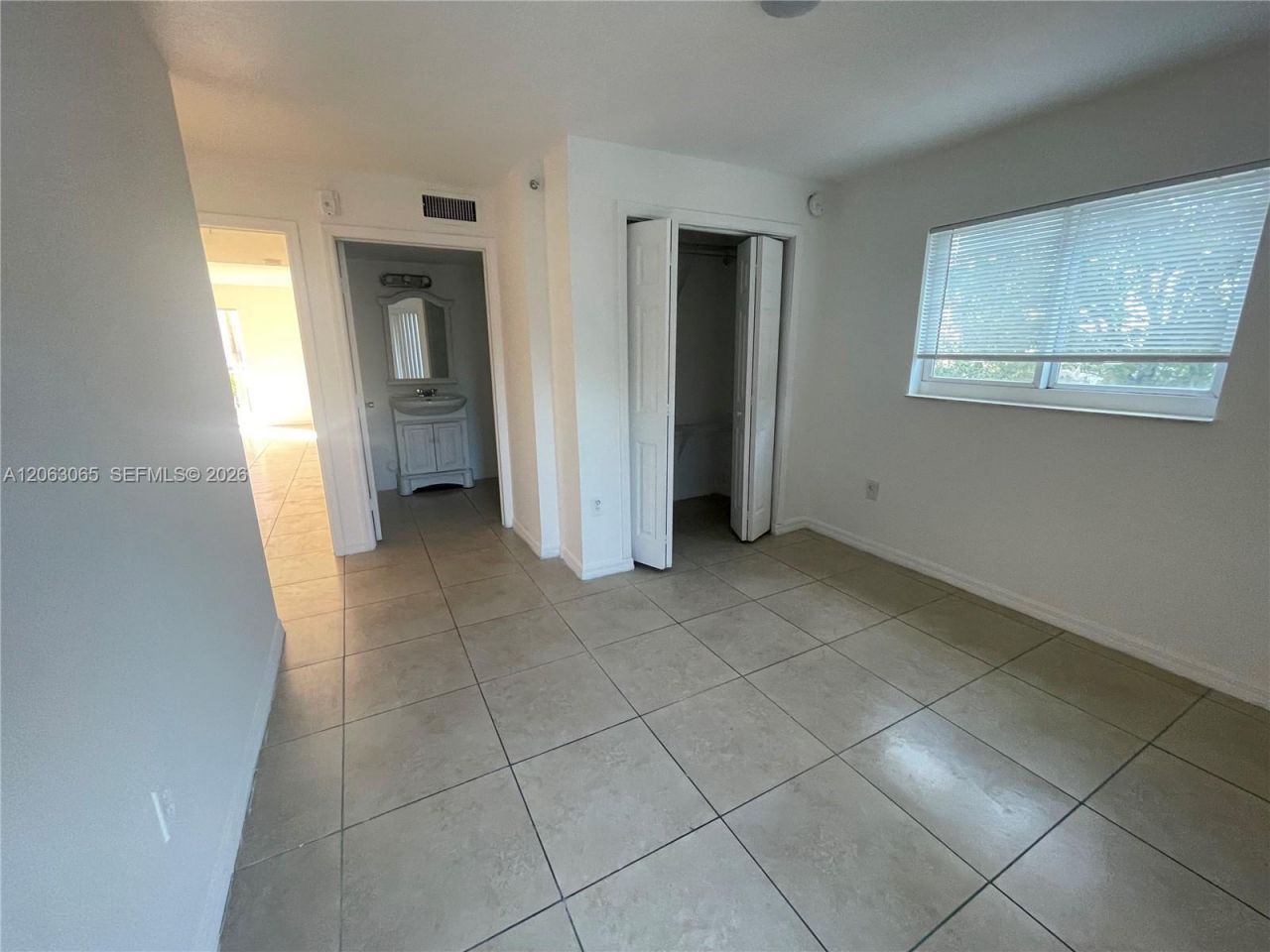 6315 SW 8th St, Unit 201, Miami, FL 33144 Photo