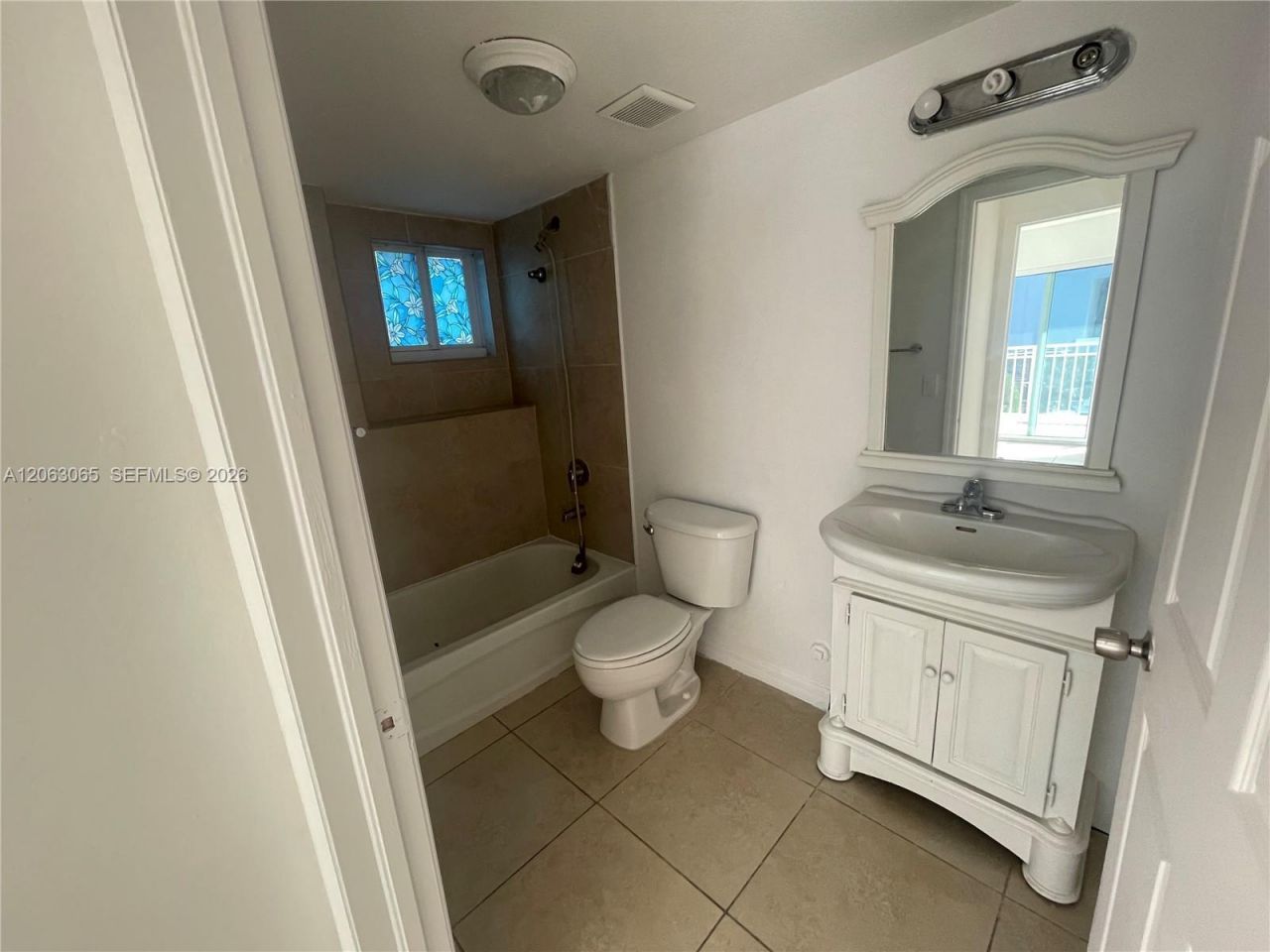 6315 SW 8th St, Unit 201, Miami, FL 33144 Photo