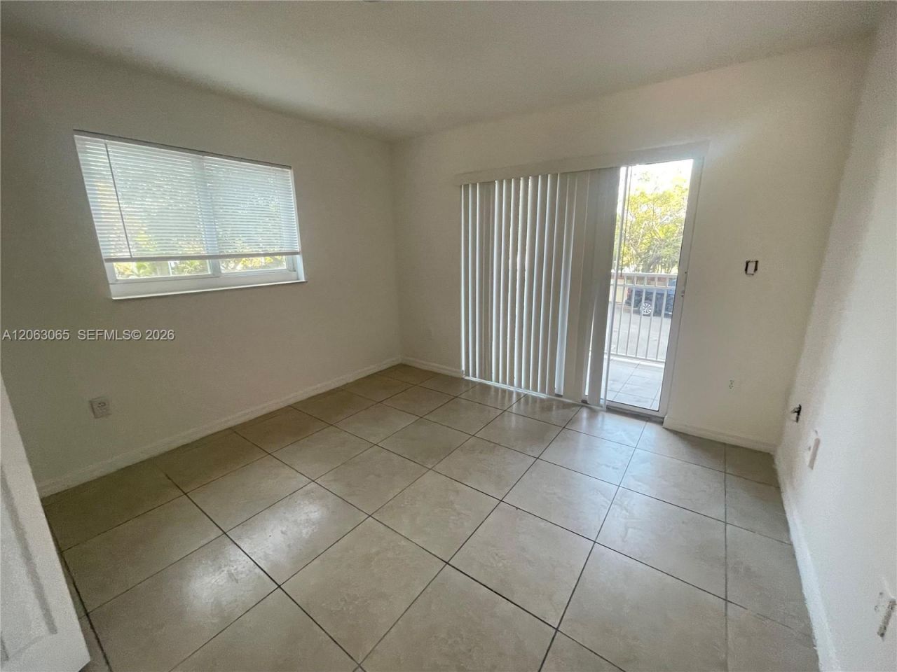 6315 SW 8th St, Unit 201, Miami, FL 33144 Photo
