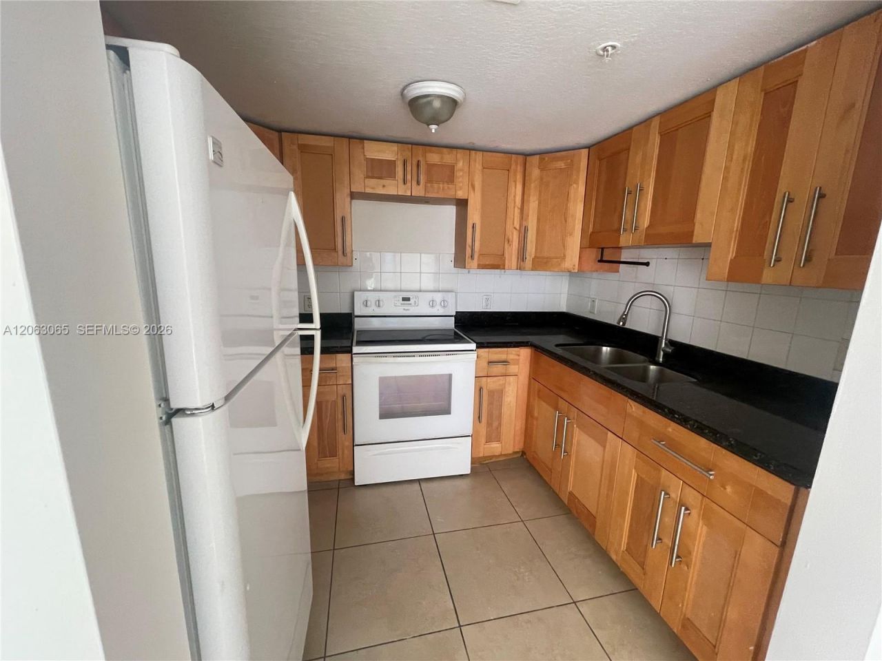 6315 SW 8th St, Unit 201, Miami, FL 33144 Photo