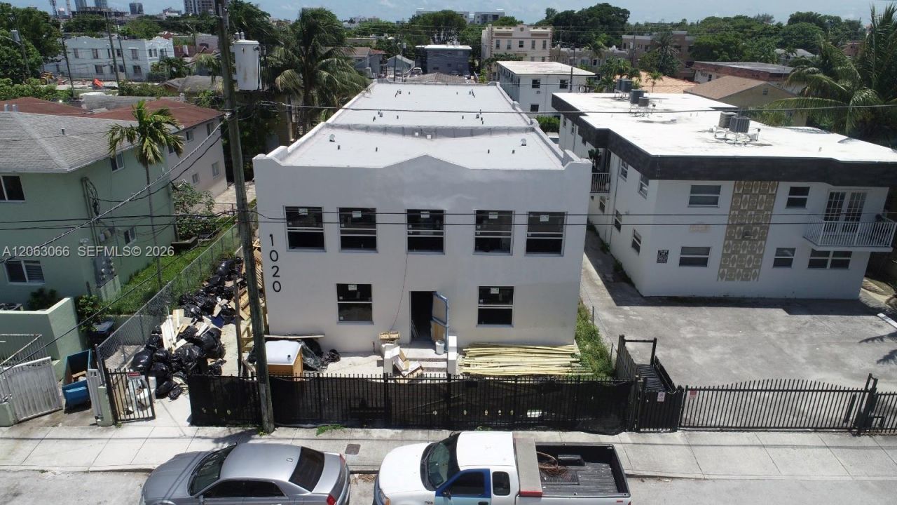 1020 SW 2nd St, Miami, FL 33130 Photo