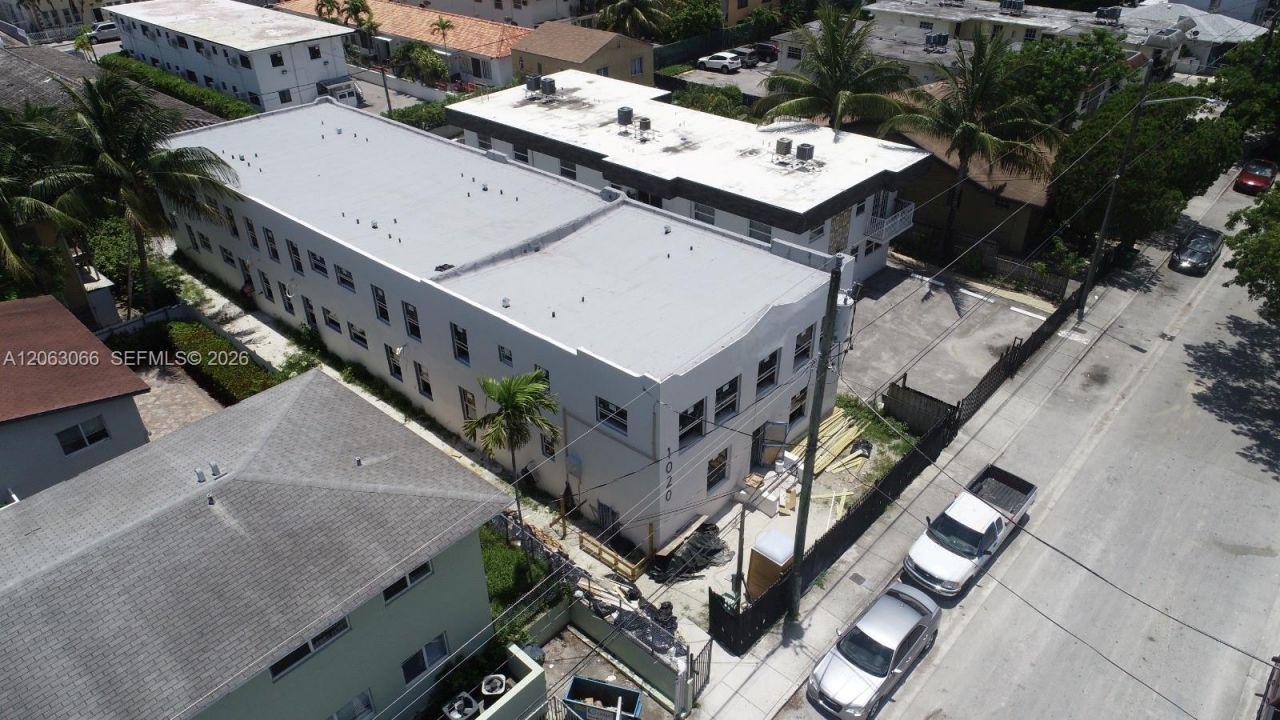 1020 SW 2nd St, Miami, FL 33130 Photo