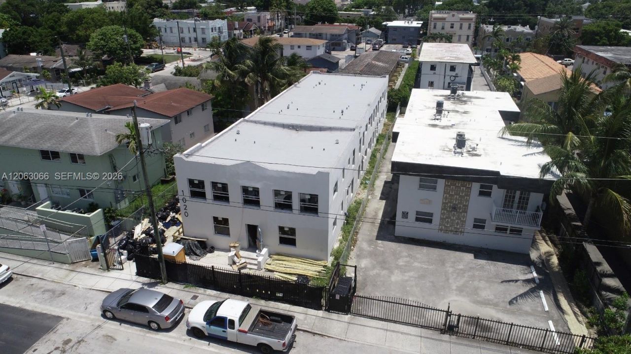 1020 SW 2nd St, Miami, FL 33130 Photo