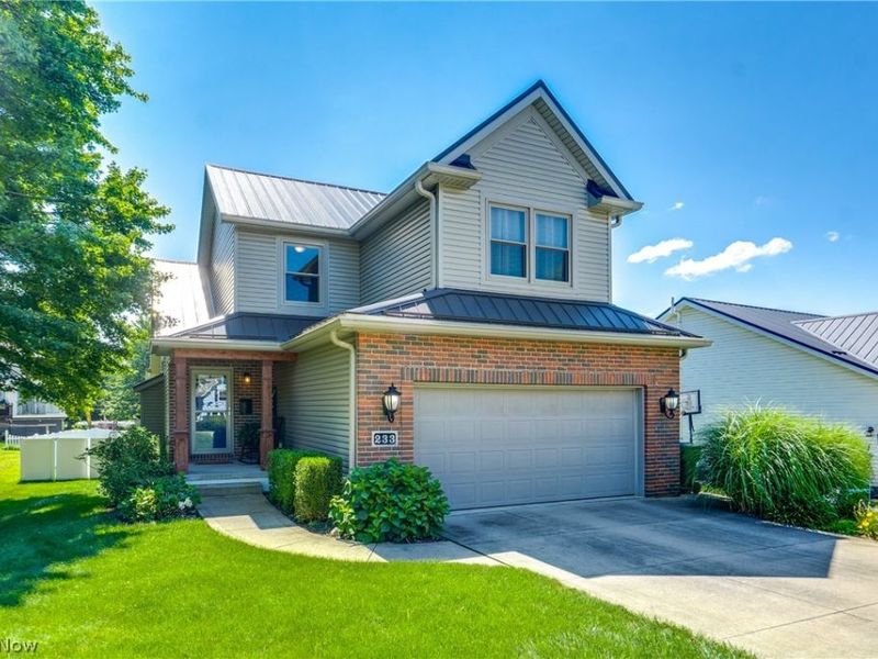233 S Portage Street , Doylestown, OH 44230 Photo 2