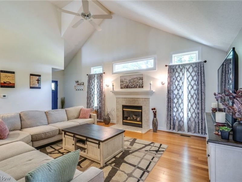 233 S Portage Street , Doylestown, OH 44230 Photo 6