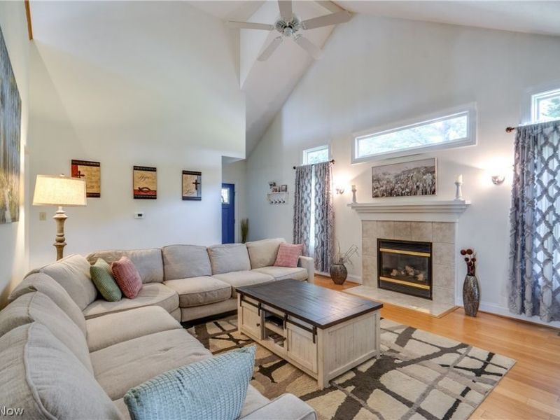 233 S Portage Street , Doylestown, OH 44230 Photo 7
