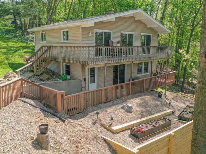 195 Oneida Trail, Malvern, OH 44644 Photo 1