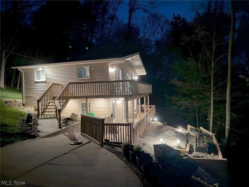 195 Oneida Trail, Malvern, OH 44644 Photo 15
