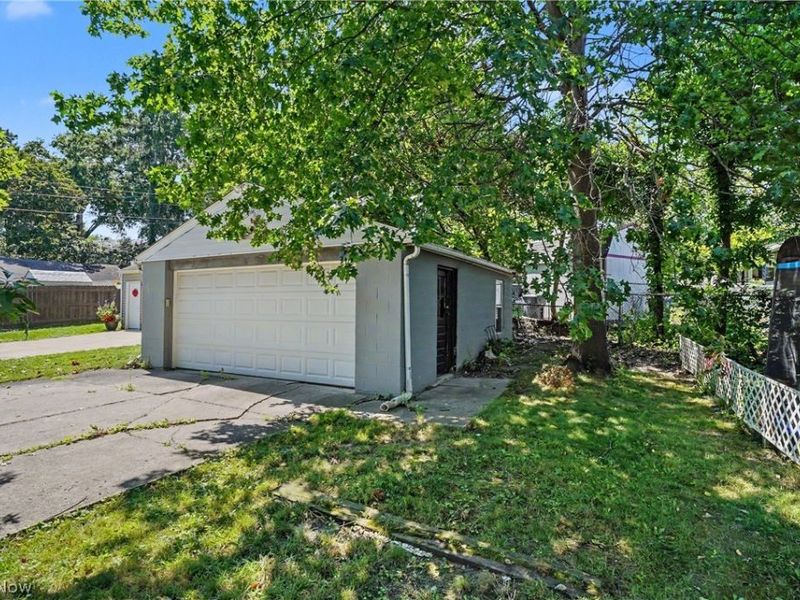 326 S Firestone Boulevard , Akron, OH 44301 Photo 29