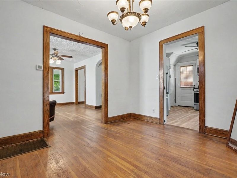 326 S Firestone Boulevard , Akron, OH 44301 Photo 8