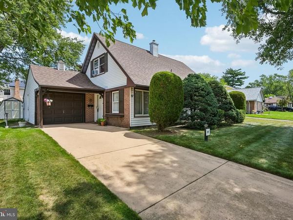 57 POND LANE , WILLINGBORO, NJ 08046