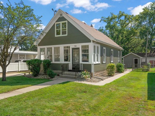 723 Lincoln Street , Hobart, IN 46342
