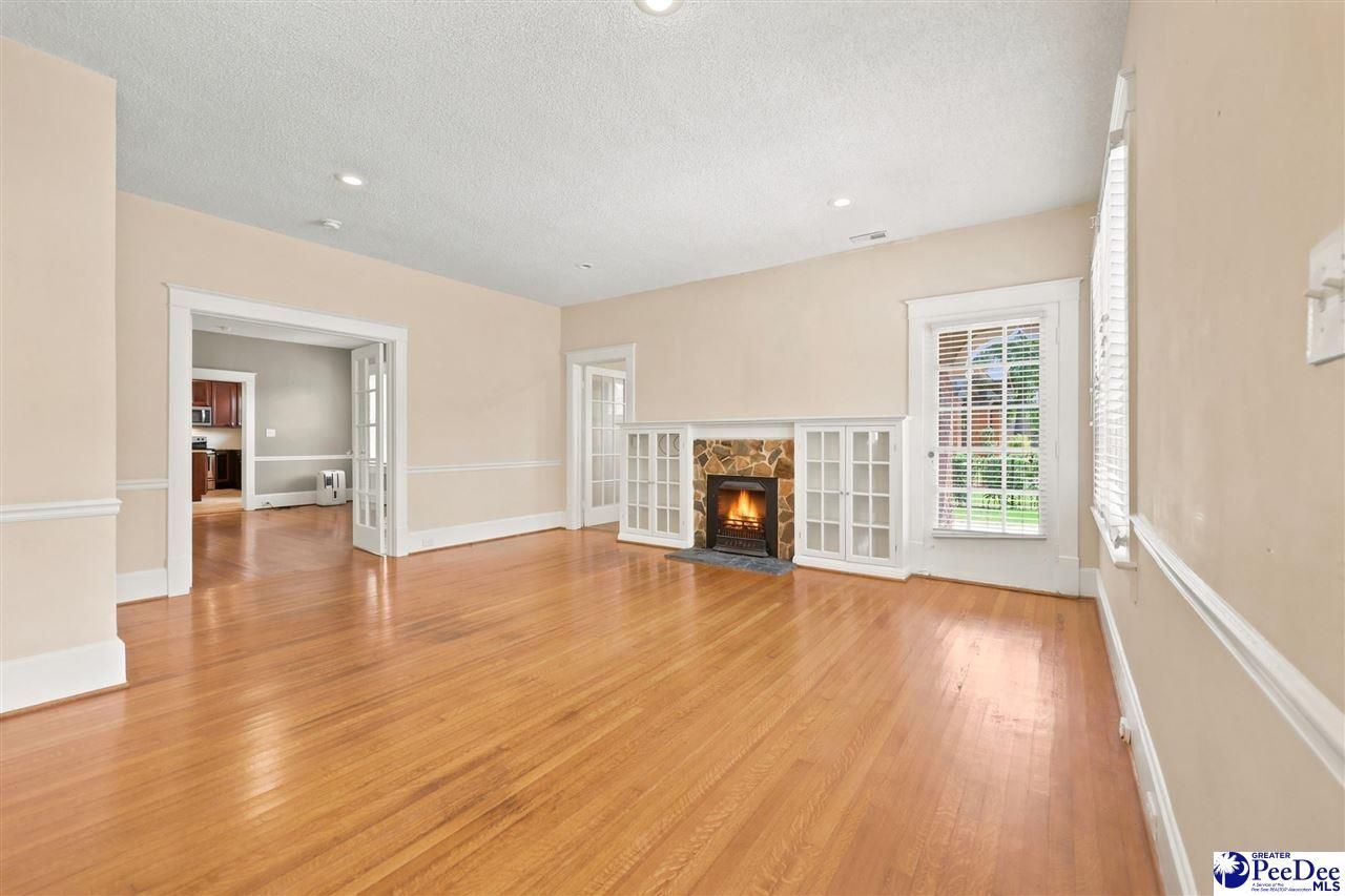 805 W Palmetto Street Photo 4