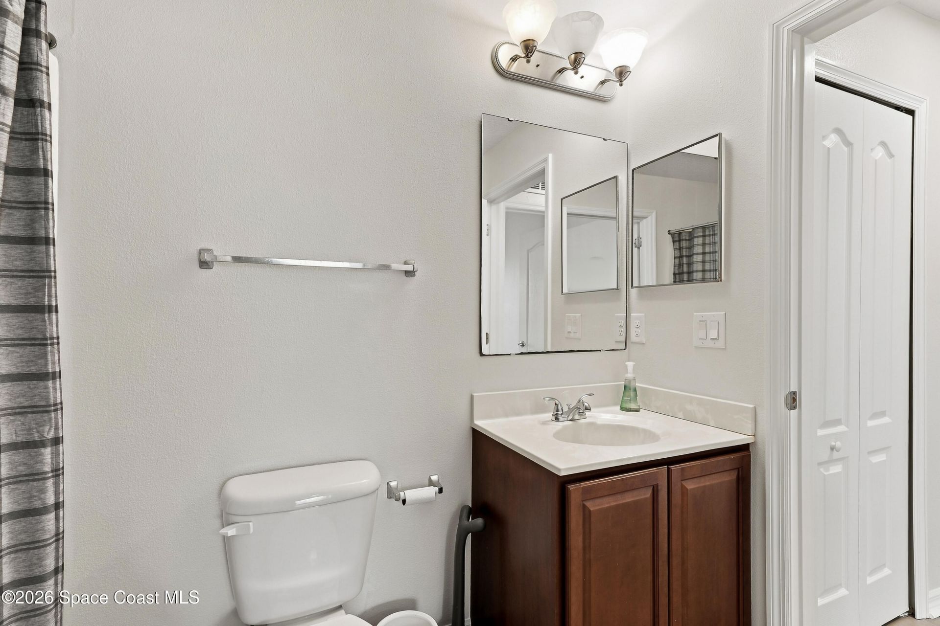 564 L M Davey Lane , Titusville, FL 32780 Photo