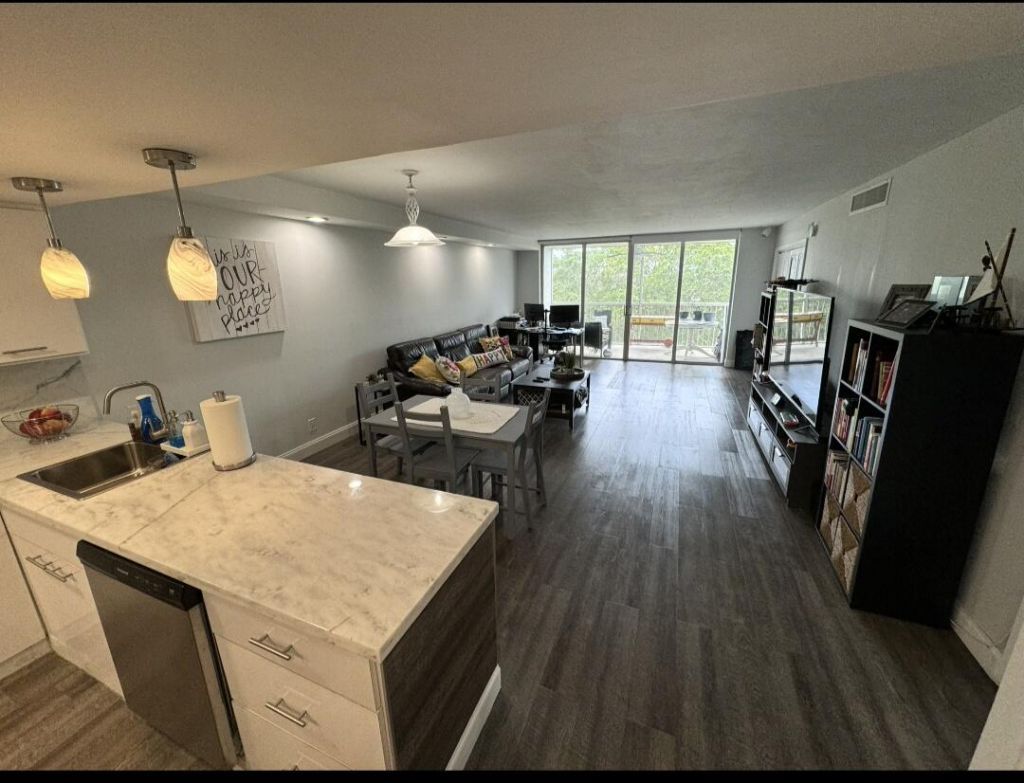 3090 N Course Drive, Unit 601, Pompano Beach, FL 33069 Photo