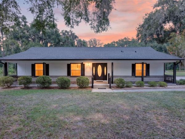12499 E HIGHWAY 25 , OCKLAWAHA, FL 32179