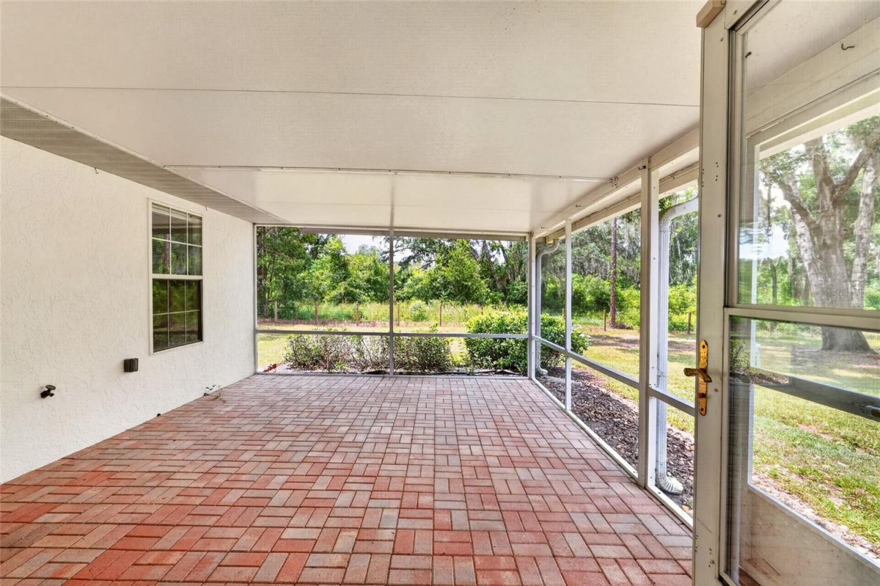 12499 E Highway 25, Ocklawaha, FL 32179 Photo