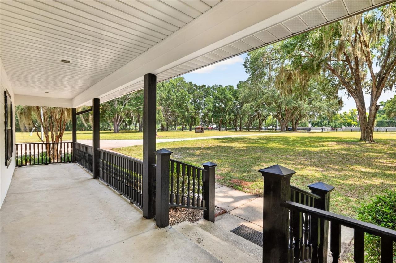 12499 E Highway 25, Ocklawaha, FL 32179 Photo