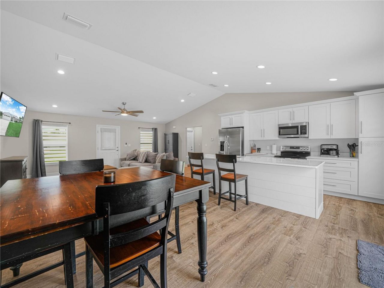 270 Lincoln Road Ne, Lake Placid, FL 33852 Photo