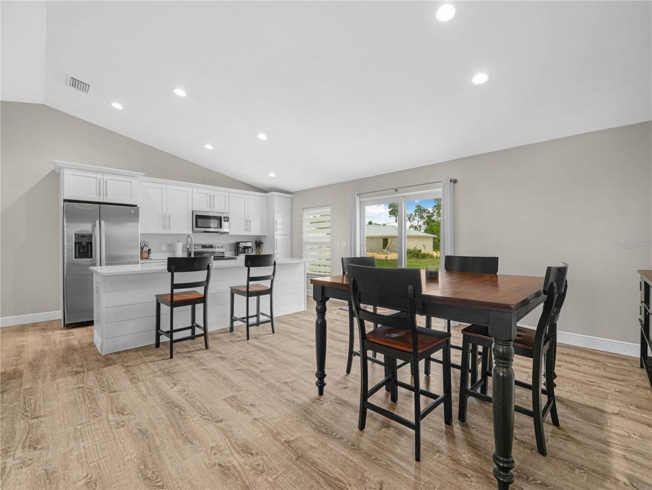 270 Lincoln Road Ne, Lake Placid, FL 33852 Photo