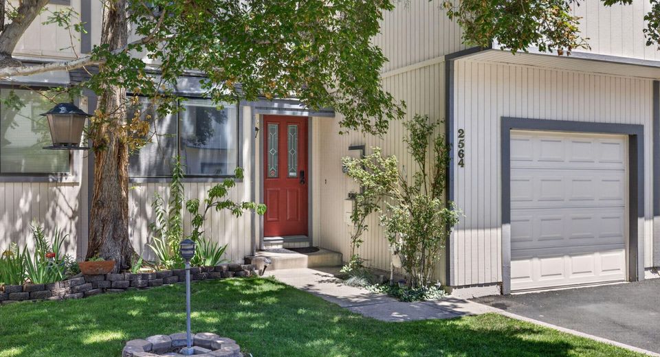 2564 Garfield Drive, Sparks, NV 89431 Photo