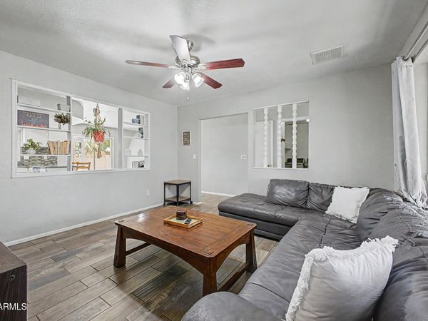 2233 W Sequoia Drive, Phoenix, AZ 85027