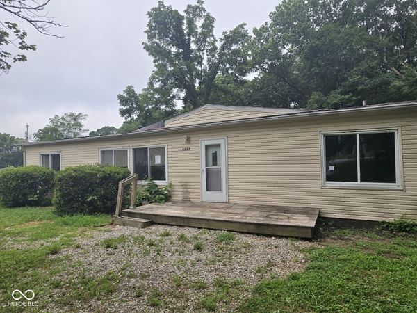 4002 Keegan Road , West Terre Haute, IN 47885