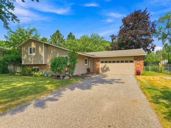 1014 Grant Circle S, Anoka, MN 55303