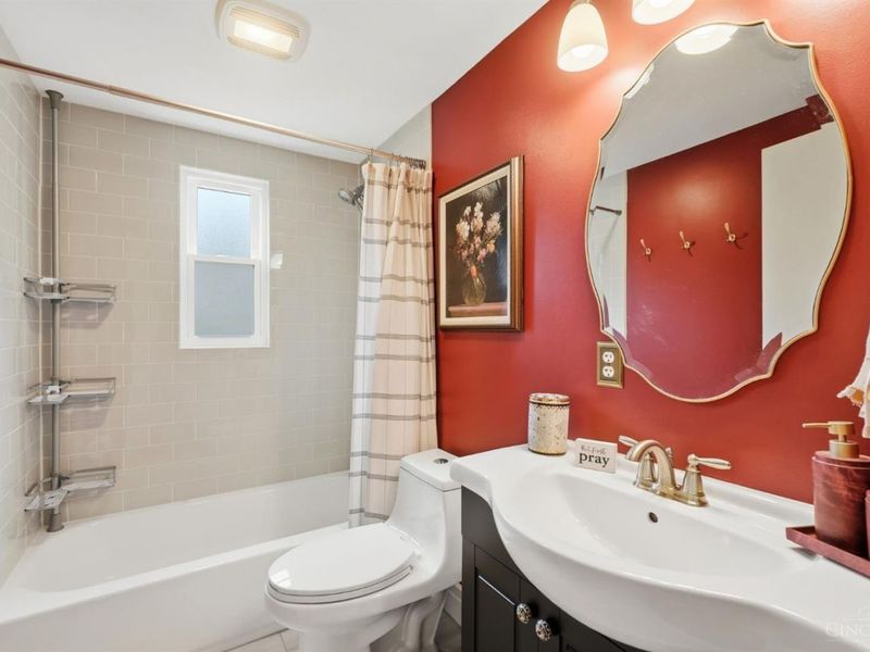 2853 Lawndale Avenue, Cincinnati, OH 45212 Photo 24
