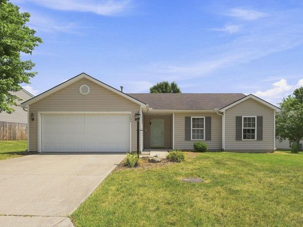9804 La Mesa Drive, Fort Wayne, IN 46825