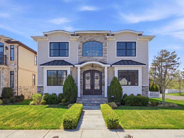 295 Dorchester Road, Garden City, NY 11530