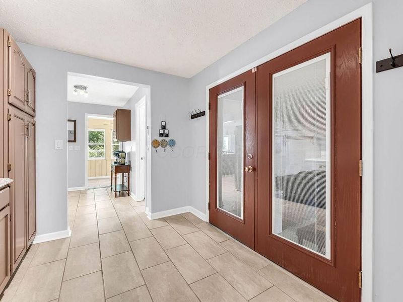 7288 Lee Road , Westerville, OH 43081 Photo 37