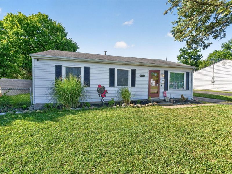 4511 Edgewyn Avenue, Hilliard, OH 43026 Photo 2