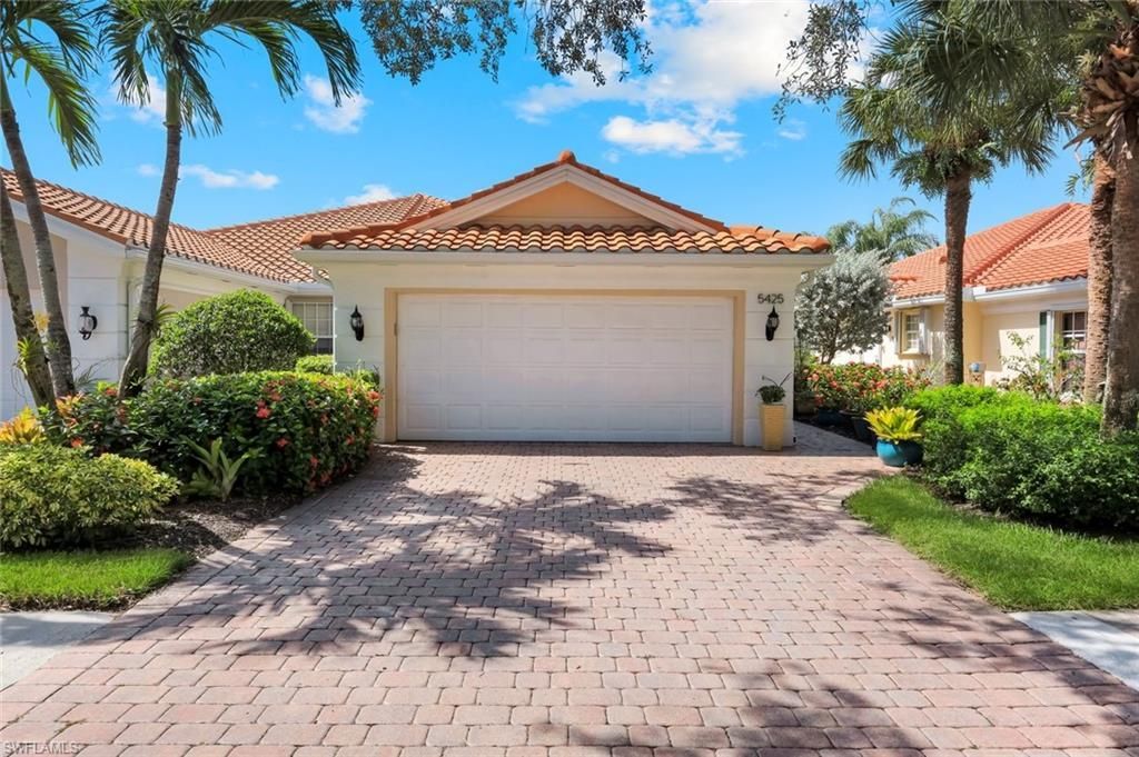 5425 Guadeloupe Way, Naples, FL 34119 Photo