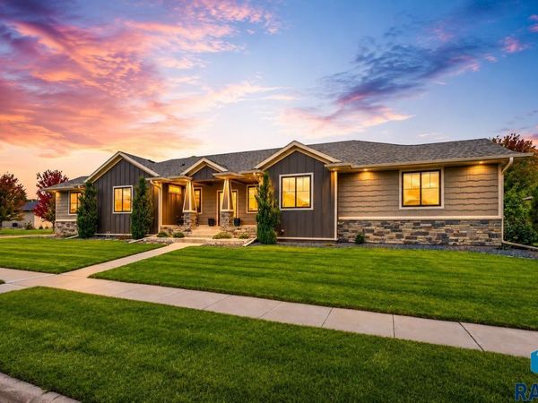 6200 S El Dorado Ave, Sioux Falls, SD 57108