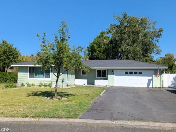 3628 Coronado Way, Klamath Falls, OR 97603