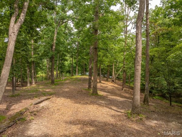 463 Foxfire Crossing Drive , Innsbrook, MO 63390