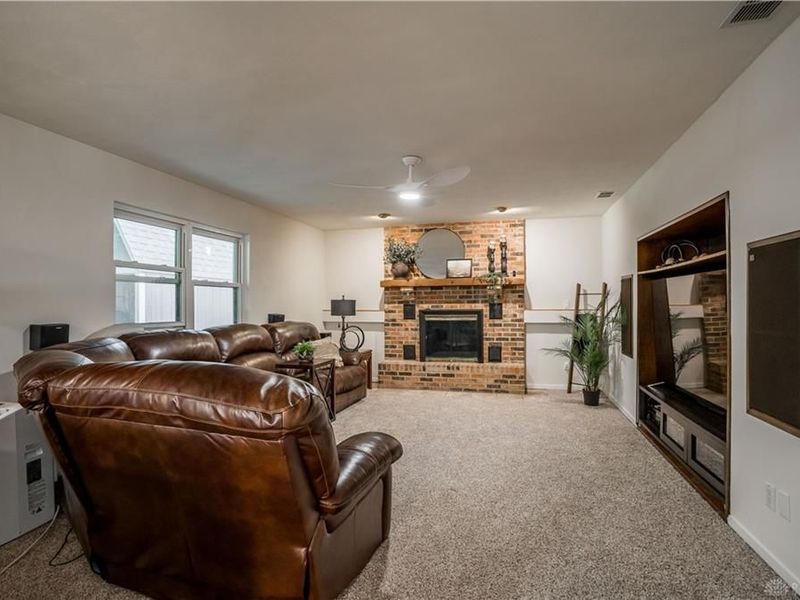 968 Dafler Road, West Alexandria, OH 45381 Photo 10