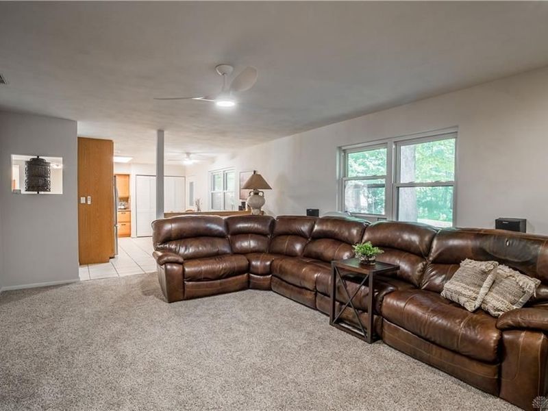 968 Dafler Road, West Alexandria, OH 45381 Photo 9
