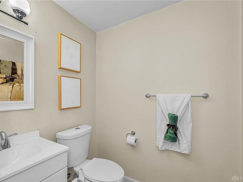 1013 Halesworth Dr, Cincinnati, OH 45240 Photo 13