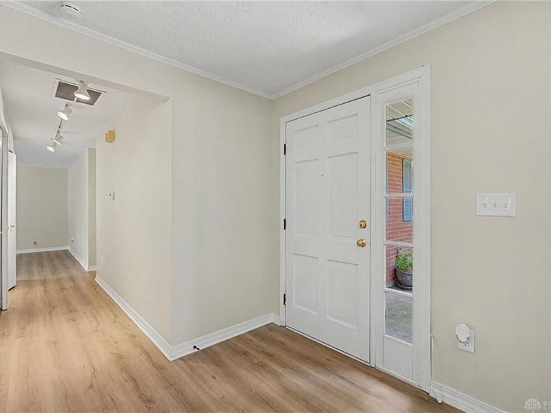 650 W Broadway Street, Tipp City, OH 45371 Photo 7