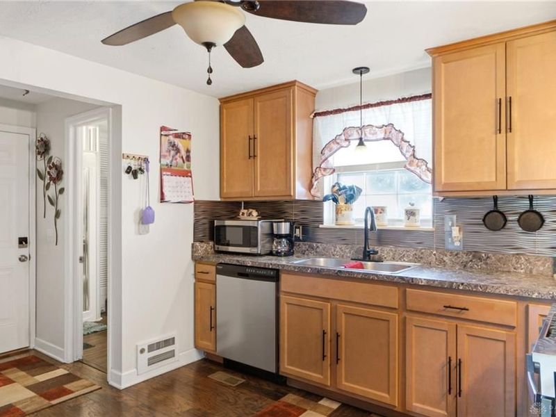 5258 E County Line Road, Urbana, OH 45502 Photo 14