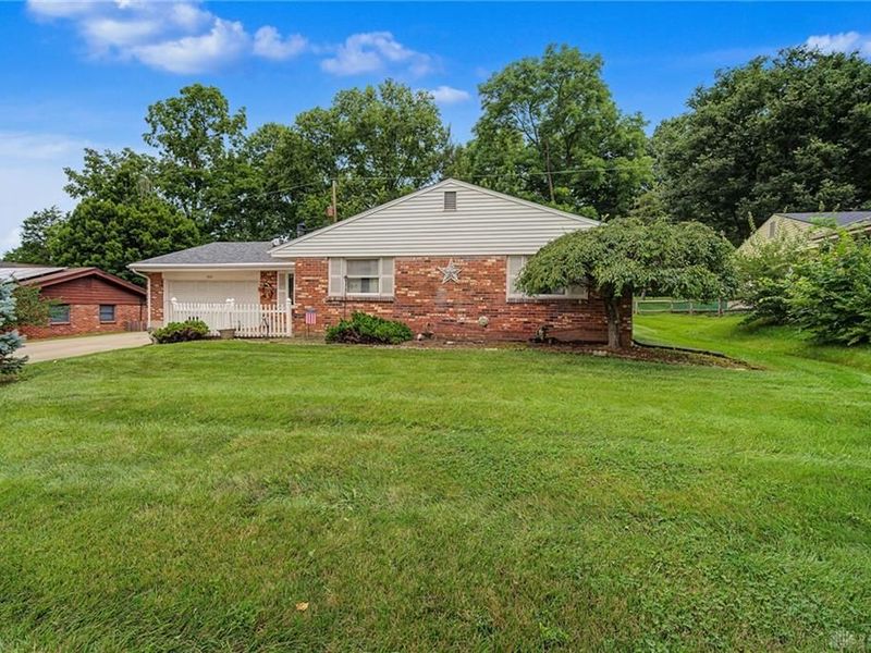 2551 Flowerstone Drive, Miami Township, OH 45449 Photo 2