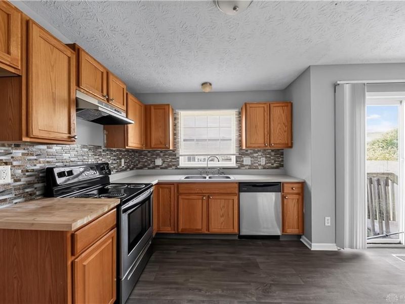 5428 Abby Loop Way, Dayton, OH 45414 Photo 14