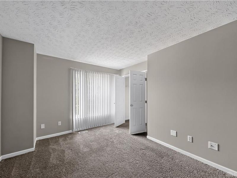 5428 Abby Loop Way, Dayton, OH 45414 Photo 17