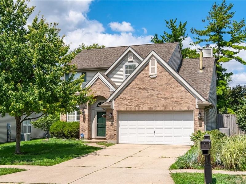 2381 Polo Park Drive, West Carrollton, OH 45439 Photo 2